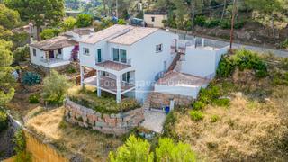 Maison  Alexander cortada. Casa a estrenar con piscina en venta en urbanización residencial