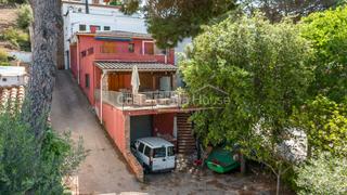 Maison jumelée  Tordera. Casa con garaje en venta en tamariu, a menos de 5 min a pie de l