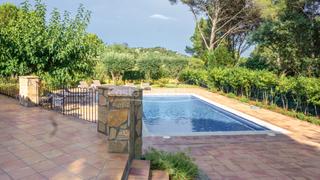 Maison  Costa rica. Casa con piscina y jardín en venta en tamariu, a solamente 1 km
