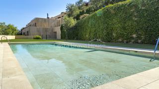 Apartament  De sa riera. Residencial de lujo en playa sa riera begur, con vistas al mar,