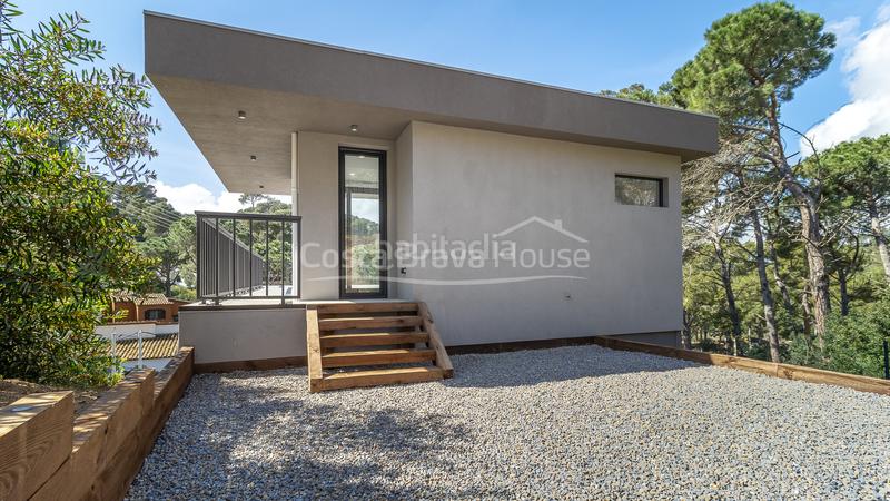 Foto 2d11c87d-7920-4699-83d8-c52697361804. Casa amb calefacció aparcament a residencial Begur-esclanyà Begur