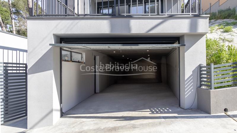 Foto 46a26682-4cb7-4e3d-88ad-35f2cf1757f9. Casa amb calefacció aparcament a residencial Begur-esclanyà Begur