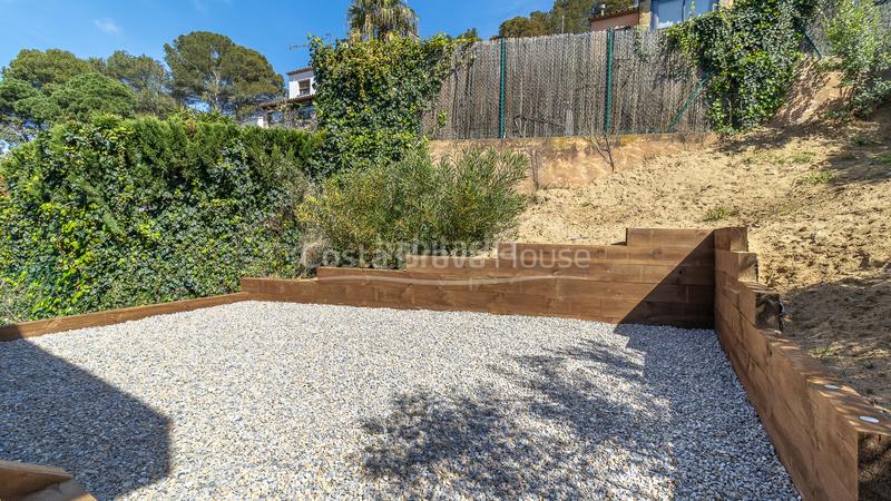 Foto 816eaaf8-4d5c-4aee-a77a-6500a386f660. Casa amb calefacció aparcament a residencial Begur-esclanyà Begur