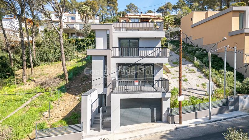 Foto 9dd8a3ad-8b93-44fc-b982-6d0e3ed0ef4d. Casa amb calefacció aparcament a residencial Begur-esclanyà Begur