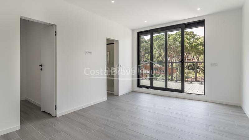 Foto b04c84ea-7aa6-4f77-b6f2-2b9024fa8742. Casa amb calefacció aparcament a residencial Begur-esclanyà Begur