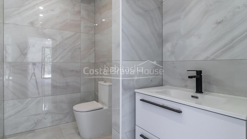 Foto c8f1181f-ee8b-457d-8896-b3d9dfc439c3. Casa amb calefacció aparcament a residencial Begur-esclanyà Begur