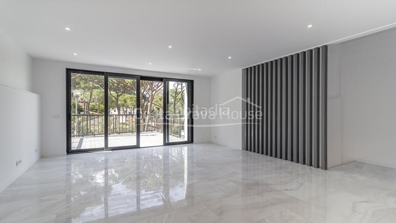 Foto e55b2a99-ebb2-4eb0-8114-e1f2071e5ecd. Casa amb calefacció aparcament a residencial Begur-esclanyà Begur