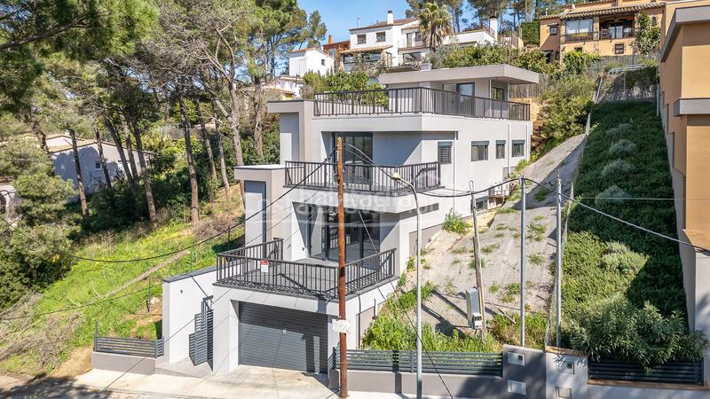 Foto f8c6c04b-69bf-4bdc-a73a-748e76266b26. Casa amb calefacció aparcament a residencial Begur-esclanyà Begur