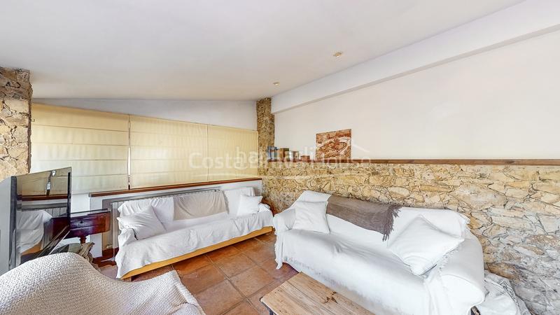 Foto 3a757589-6786-47b1-ab0d-7e53fa3ecd8d. Masía acogedora casa de campo renovada con gusto en venta en montrás en Mont-ras