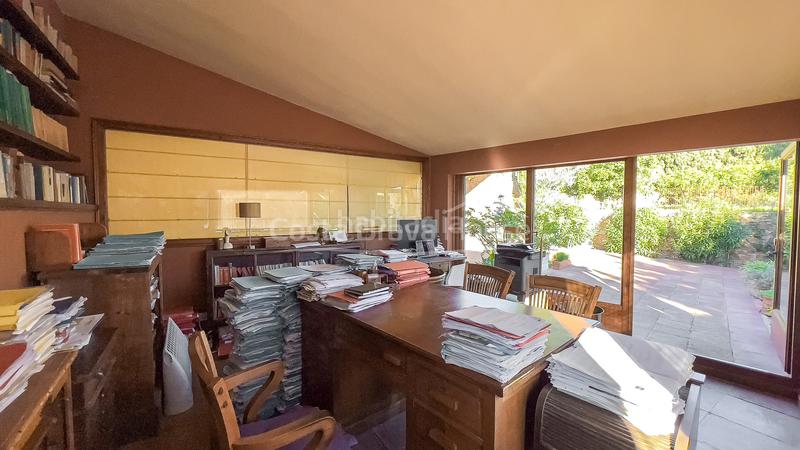 Foto 9f334a03-970b-4af6-81ff-1878b809e89c. Masía acogedora casa de campo renovada con gusto en venta en montrás en Mont-ras