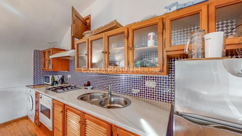 Foto f0de6881-eb6b-402e-9317-5bd4184506c0. Masía acogedora casa de campo renovada con gusto en venta en montrás en Mont-ras