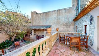 Masia  Carrer de la creu. Casa rústica reformada en venta en begur, costa brava 220m con p