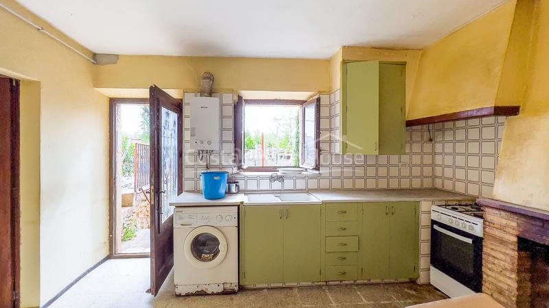 Foto 18d493ad-1f94-4ca4-9e52-6254a5e20a32. Masia amb aparcament a Forallac