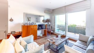 Piccolo appartamento  Carrer lluís miró i plaja. Exclusivo apartamento con terraza y vistas al mar en begur, cost