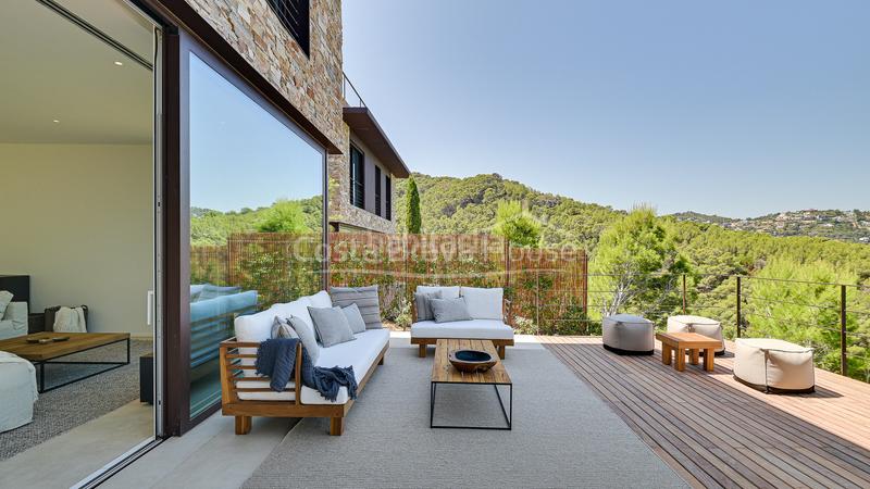 Foto 4582a7b8-a468-4f65-81af-89f4249bab49. Casa moderna casa de diseño en venta sa riera, con impresionantes vistas al mar y piscina en Begur