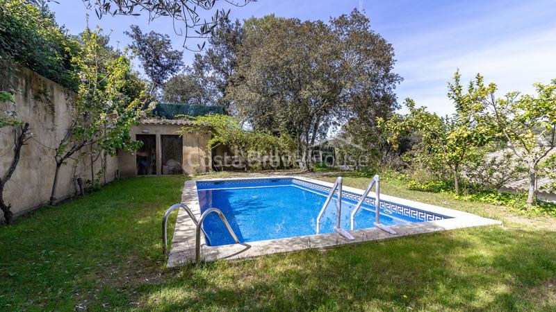 Foto 01a459f4-9582-4a39-934e-ea8745713a91. Casa exclusiva villa contemporánea en venta con jardín y piscina privada en Begur