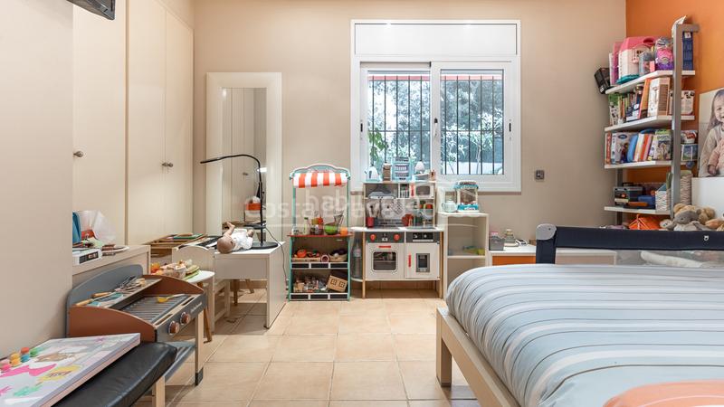 Foto 35e4b1fd-2bb0-4fe8-bcb7-869a2c27ceb7. Casa exclusiva villa contemporánea en venta con jardín y piscina privada en Begur