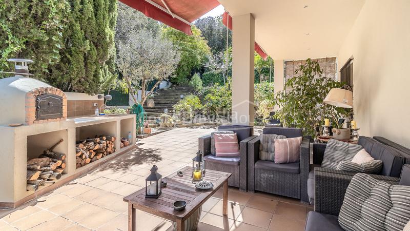 Foto 5e6f62b4-8e73-48cb-8fff-8a8f944477ad. Casa exclusiva villa contemporánea en venta con jardín y piscina privada en Begur