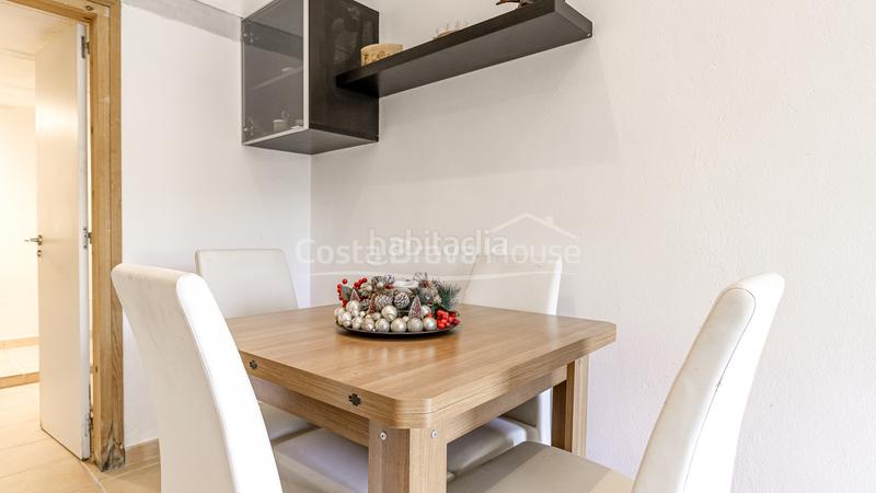 Foto 97ef3fc1-a151-4374-a5cb-2af1e745bacb. Casa exclusiva villa contemporánea en venta con jardín y piscina privada en Begur