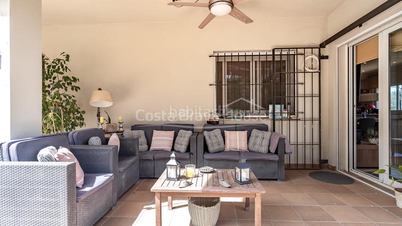 Foto e8eef6fd-a924-496e-9cd0-9cd6fbaaab68. Casa exclusiva villa contemporánea en venta con jardín y piscina privada en Begur