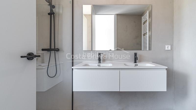 Foto 1cab339c-65dd-4018-bc18-bdd08c1f4682. Casa exclusiva villa de diseño contemporánea en venta en mas nou, platja daro lujo y bonitas vistas en Platja d´Aro
