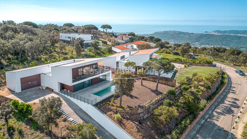 Foto ef92762d-f758-4a20-a511-ca3c4238eb57. Casa exclusiva villa de diseño contemporánea en venta en mas nou, platja daro lujo y bonitas vistas en Platja d´Aro