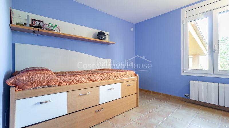 Foto d432bffd-682c-4913-ab47-642cd5106fb2. Casa amb calefacció aparcament a Tamariu