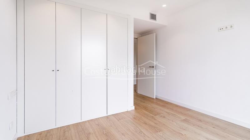 Foto 05dbd9de-26c8-45a4-81fe-2df4d8414710. Apartamento ático de lujo en venta en la fosca, , con solárium privado, terrazas y garaje. en Palamós
