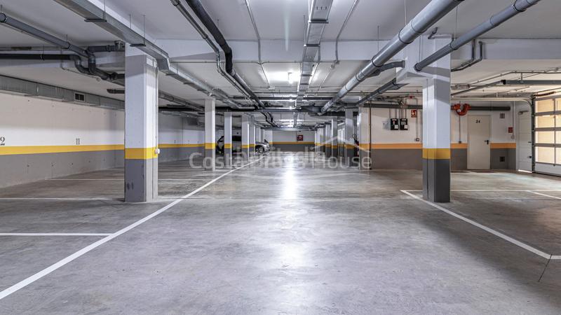 Foto 9d82b947-ef7f-462f-9946-472473230be5. Apartamento ático de lujo en venta en la fosca, , con solárium privado, terrazas y garaje. en Palamós
