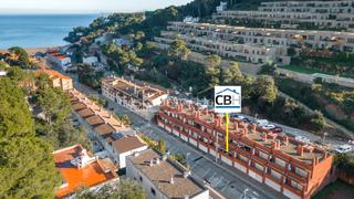 Appartement  Carrer de sa riera. Apartamento en venta en sa riera, begur, reformado y a solo 300
