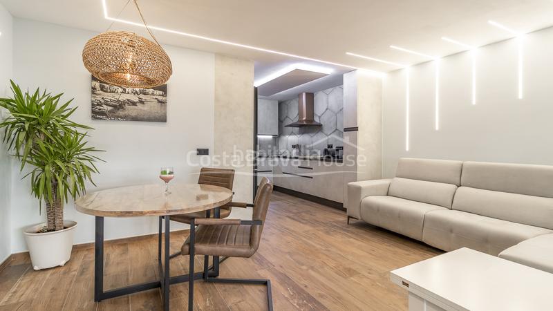 Foto 70b71fa2-0938-4a4b-b2ce-681cc469e6af. Apartamento  en venta en sa riera, , reformado y a solo 300 metros de la playa, con garaje privado en Begur
