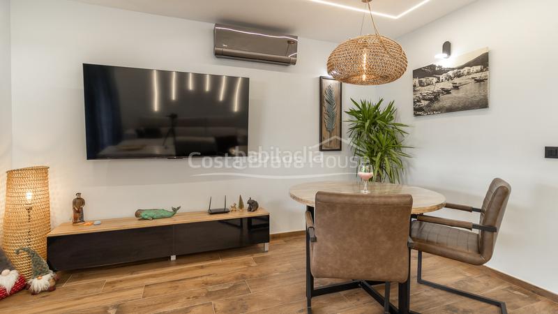 Foto ac2c9029-ee35-4a0f-9dc3-d3e21860c818. Apartamento  en venta en sa riera, , reformado y a solo 300 metros de la playa, con garaje privado en Begur