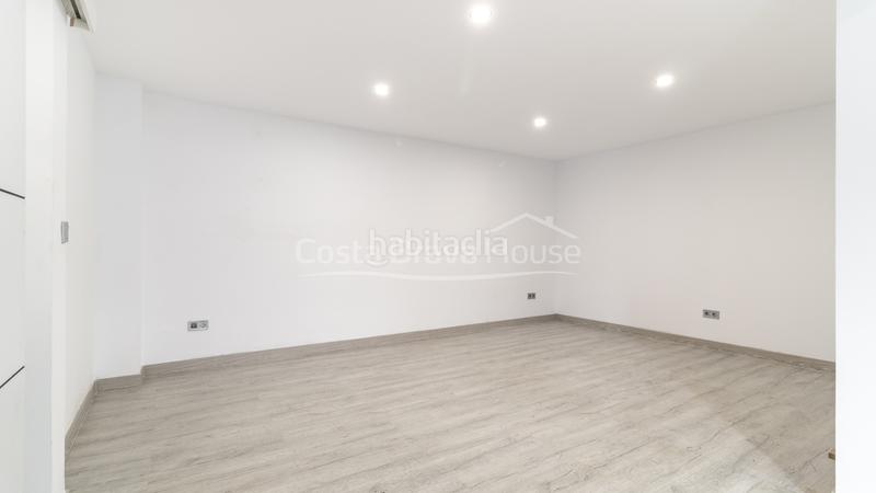 Foto 9a06b011-eb7f-4a1f-9673-504bc8ca553e. Haus mit heizung parking pool in residencial Begur-esclanyà Begur