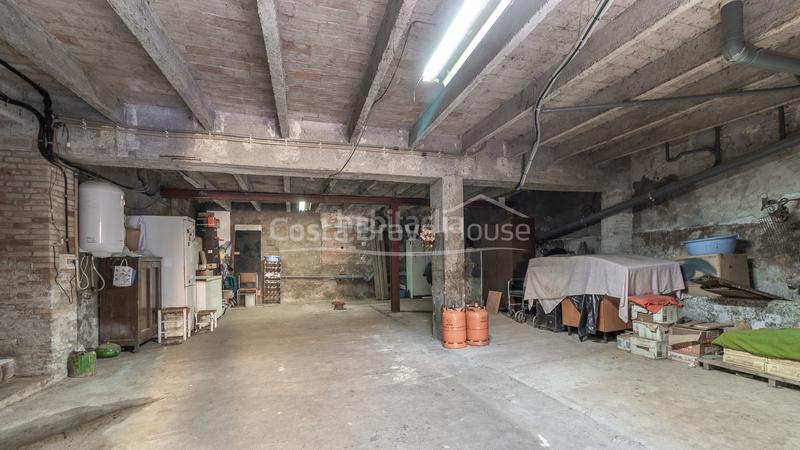 Foto 1d858df5-0763-496b-a1ae-48f99732f831. Masia amb calefacció aparcament piscina a Molí de Vent-La Sauleda Palafrugell