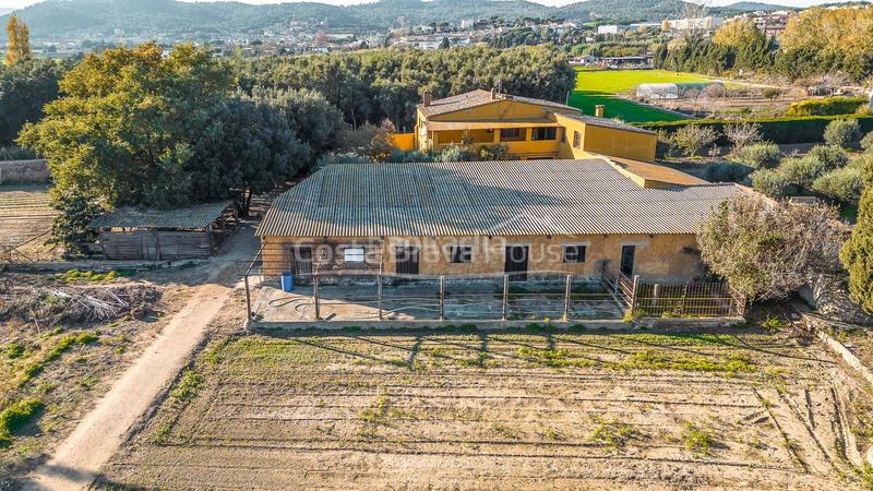 Foto 94befca4-d395-4b49-a878-8e5d8d0dd60b. Masia amb calefacció aparcament piscina a Molí de Vent-La Sauleda Palafrugell