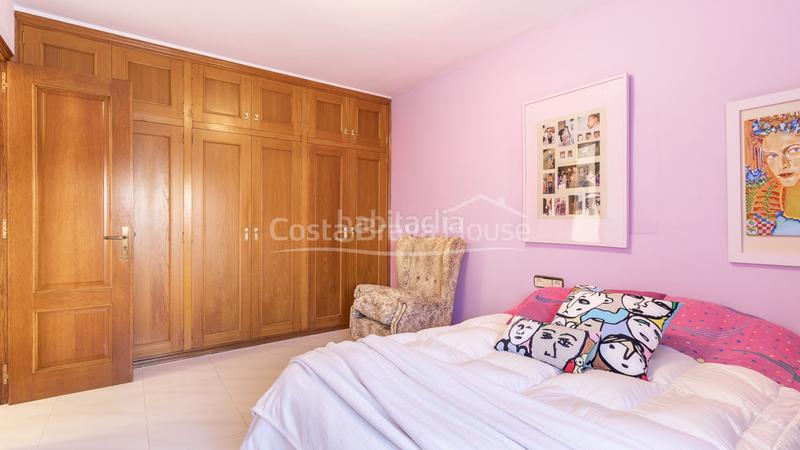 Foto 04173af9-86e2-4d03-905b-60ca3fcc9bbe. Casa adossada amb calefacció aparcament piscina a Palafrugell