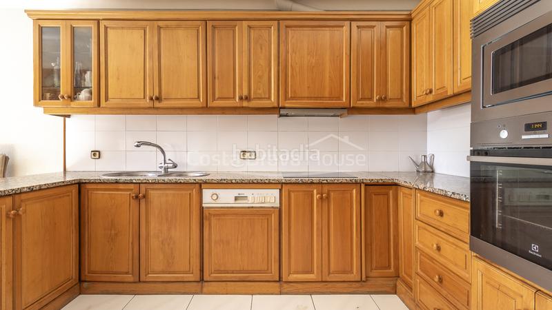 Foto 4ec47808-c473-4a5d-bf9a-b3b71dc605b9. Casa adossada amb calefacció aparcament piscina a Palafrugell