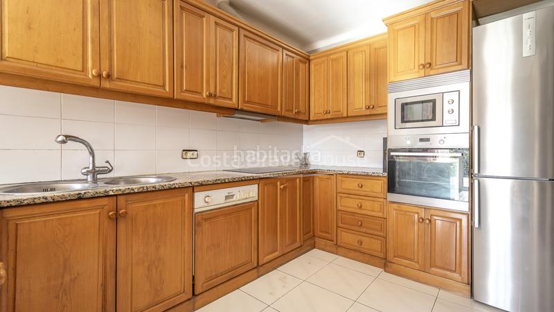 Foto a2b3702a-2ec2-4f06-a8c0-e20ce89de9b3. Casa adossada amb calefacció aparcament piscina a Palafrugell