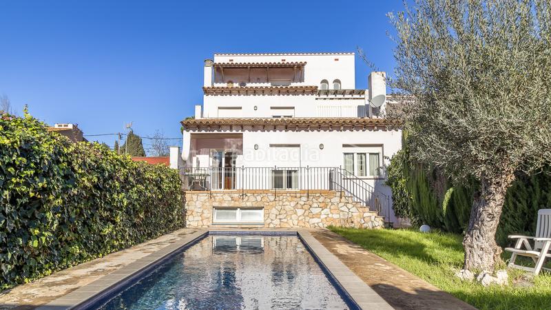 Foto c199d187-879e-45d0-8662-e3fdbf1d85c3. Casa adossada amb calefacció aparcament piscina a Palafrugell