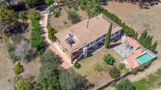 Mas  Carretera esclanya. Casa de campo con 11.000 m de terreno en venta en un bonito luga