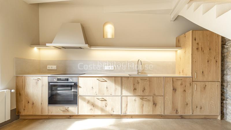 Foto 0c4dc9ef-4e80-4305-8478-0c860af90218. Masia amb calefacció aparcament piscina a Piverd-Vila-Seca-Bruguerol Palafrugell