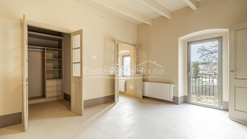 Foto 8dc3c0c9-5c64-4b27-825b-74290db47af3. Masia amb calefacció aparcament piscina a Piverd-Vila-Seca-Bruguerol Palafrugell