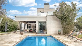 Haus  Passatge de teresa ferrer i serras. Villa de lujo en calella de palafrugell con piscina y jardín, a