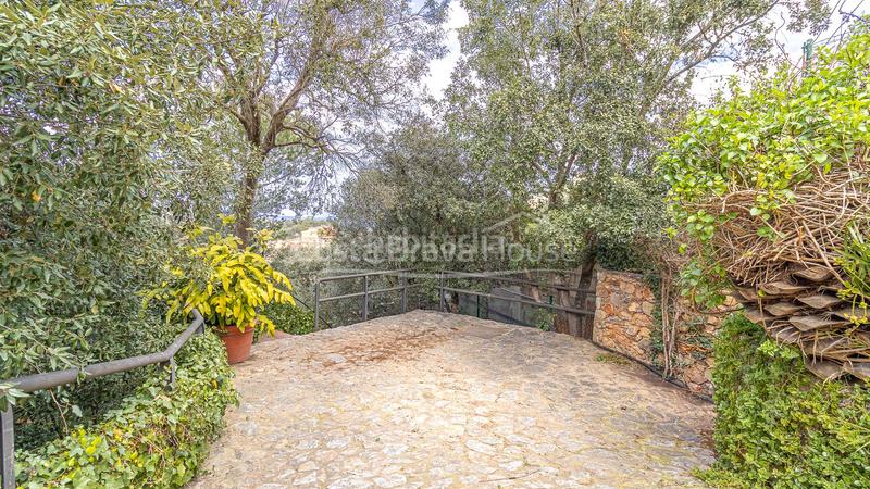 Foto 0c5a3550-a218-45a7-9e1f-de40f3b87c79. Casa amb calefacció aparcament a Begur Begur