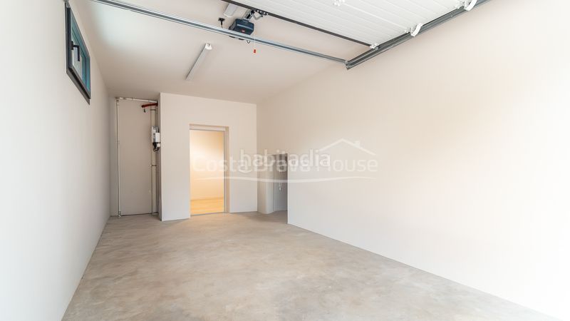 Foto 4418205f-511e-4a92-8544-51dd53b71680. Casa amb calefacció aparcament piscina a Calella de Palafrugell