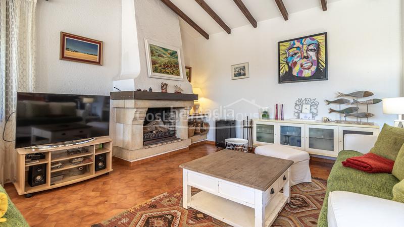 Foto 803fc076-3e09-44bb-b6bb-4569e07c996a. Casa en carrer dels ullastres 5 casa en venta con piscina, jardín y apartamento independiente a 750m de la playa en Tamariu