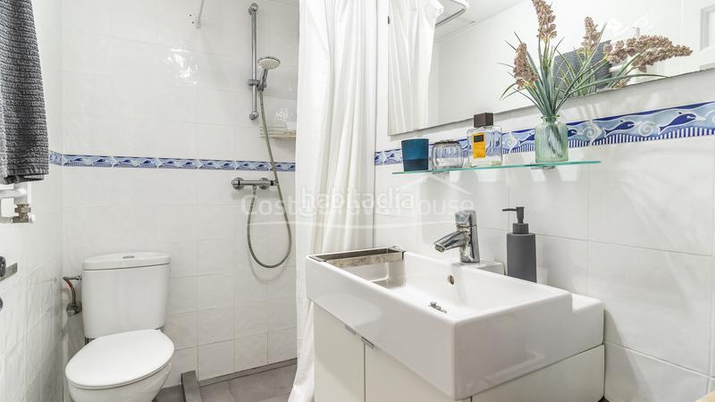 Foto 21726d06-60e4-4435-bf3d-37d302df162a. Apartament amb calefacció aparcament piscina a Llafranc