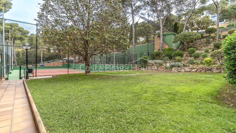 Foto 5b6d6839-e5a3-460c-b87f-f29e519895d3. Apartament amb calefacció aparcament piscina a Llafranc