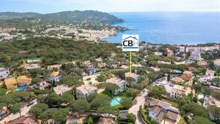 Appartement à Carrer de mallorca 25. Apartamento con licencia turistica, terraza y piscina en venta e