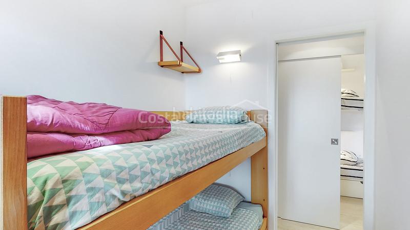 Foto 035661db-167f-444a-b4fb-39510a9b9e59. Apartamento en carrer de mallorca 25 apartamento con licencia turistica, terraza y piscina en venta en zona golfet, en Calella de Palafrugell